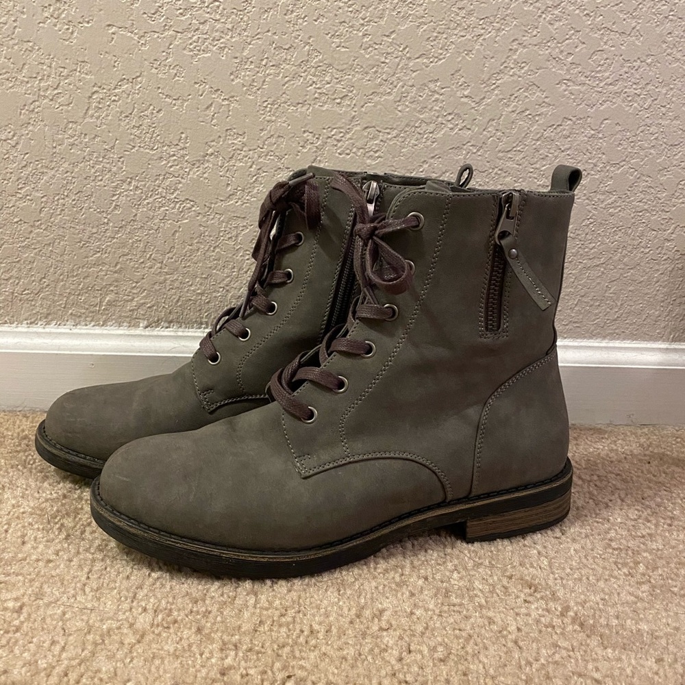 Women’s Suede Ankle Boots